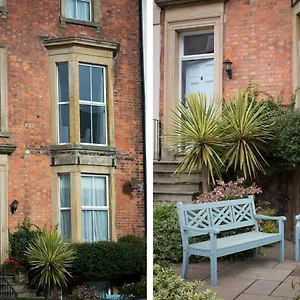 6 Abbey Terrace Whitby
